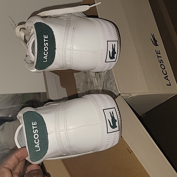 Sneakers are super comfortable and sporty/casual - Picture 5 of 5